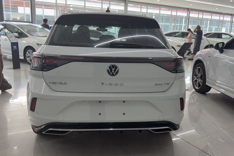 Used Volkswagen T-ROC 2024 300TSI DSG Two-Wheel-Drive Chen Guang Edition Exterior 4