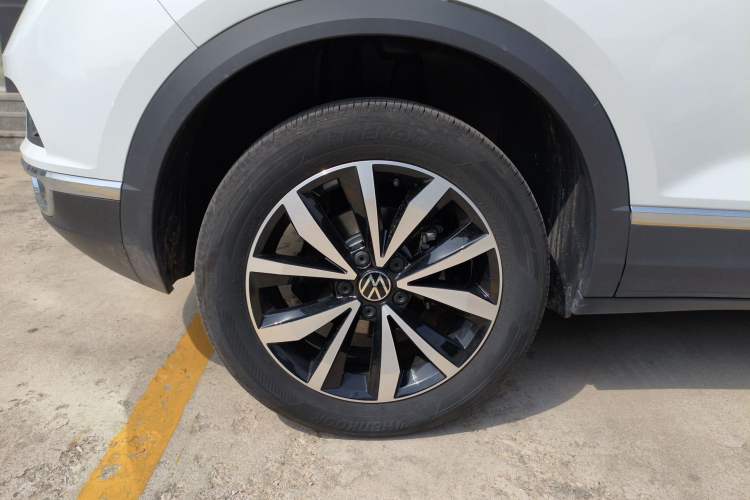 Used Volkswagen T-ROC 2024 280TSI DSG Two-Wheel-Drive Time Edition Exterior 5