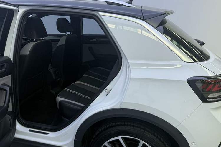 Used Volkswagen T-ROC 2024 300TSI DSG Two-Wheel-Drive Starlight Edition Exterior 9
