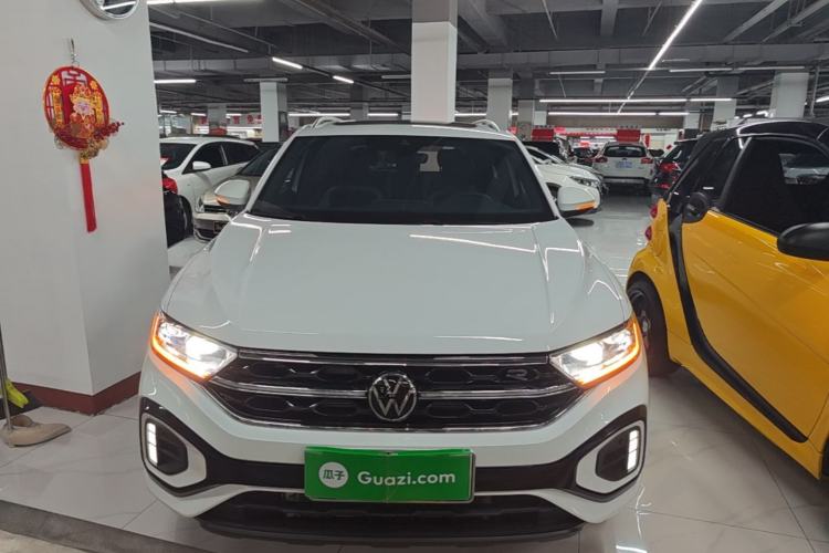 Used Volkswagen T-ROC 2024 300TSI DSG Two-Wheel-Drive Chen Guang Edition Front