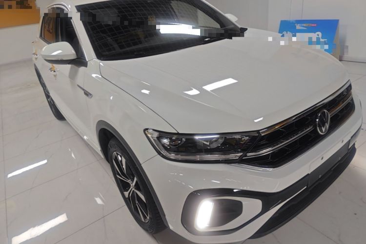 Used Volkswagen T-ROC 2024 300TSI DSG Two-Wheel-Drive Chen Guang Edition Front Right 45 Deg