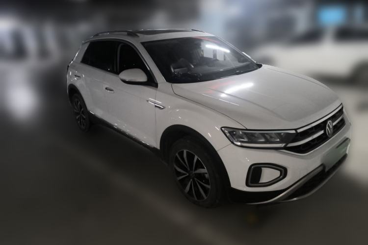 Used Volkswagen T-ROC 2024 280TSI DSG Two-Wheel-Drive Time Edition Front Right 45 Deg