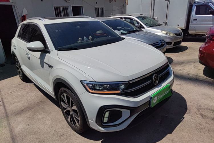 Used Volkswagen T-ROC 2024 300TSI DSG Two-Wheel-Drive Chen Guang Edition Front Right 45 Deg