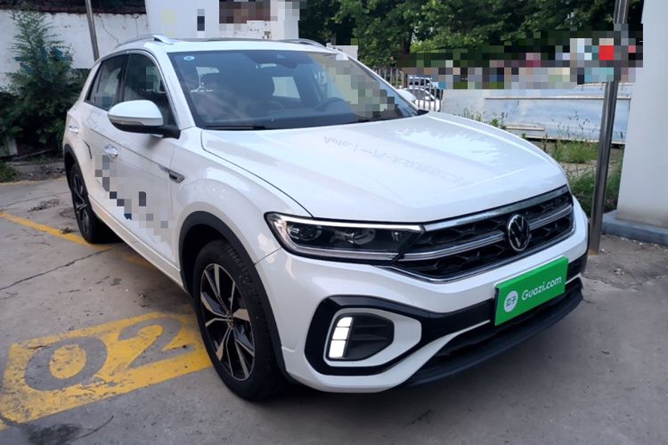 Used Volkswagen T-ROC 2024 300TSI DSG Two-Wheel-Drive Chen Guang Edition Front Right 45 Deg