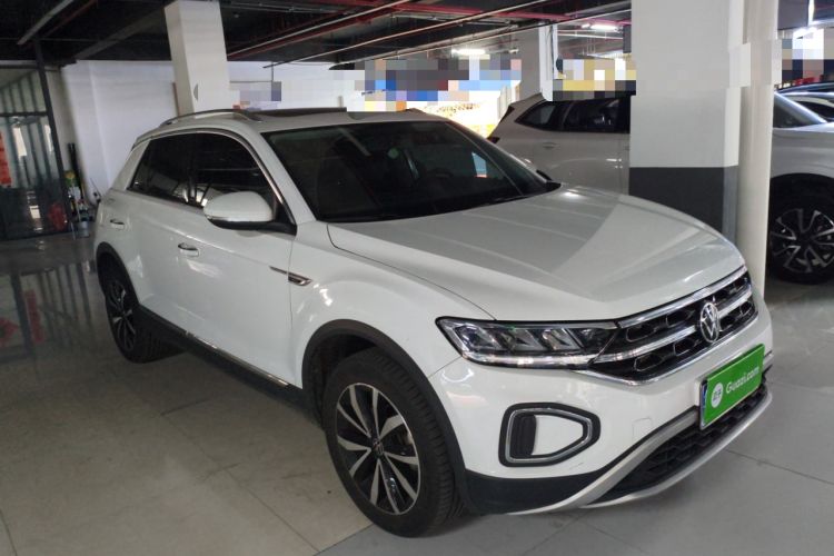 Used Volkswagen T-ROC 2024 280TSI DSG Two-Wheel-Drive Time Edition Front Right 45 Deg