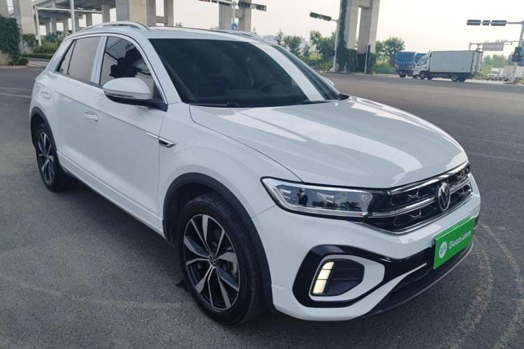 Used Volkswagen T-ROC 2024 300TSI DSG Two-Wheel-Drive Chen Guang Edition Front Right 45 Deg