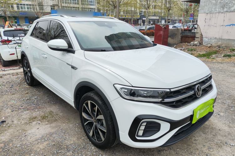 Used Volkswagen T-ROC 2024 300TSI DSG Two-Wheel-Drive Chen Guang Edition Front Right 45 Deg
