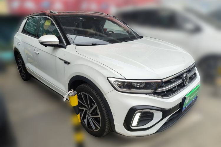 Used Volkswagen T-ROC 2024 300TSI DSG Two-Wheel-Drive Starlight Edition Front Right 45 Deg