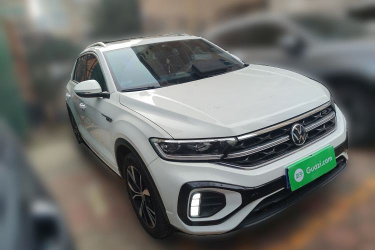 Used Volkswagen T-ROC 2024 300TSI DSG Two-Wheel-Drive Chen Guang Edition Front Right 45 Deg