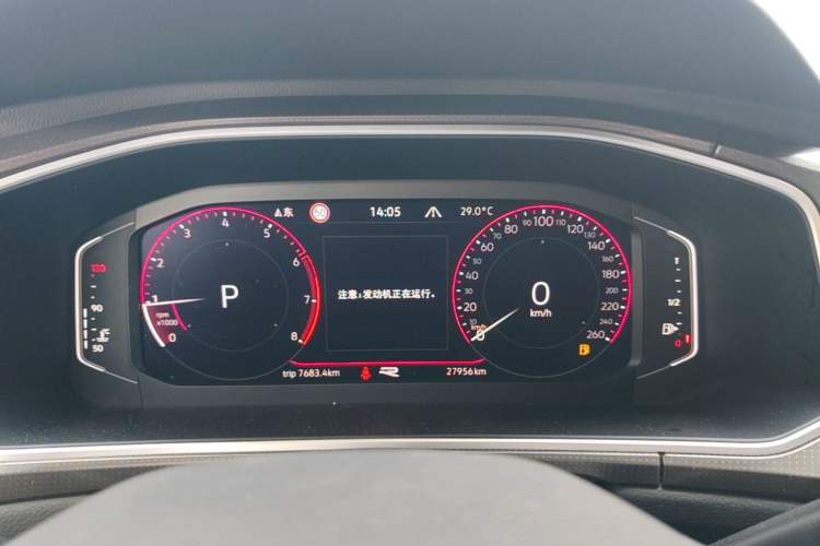 Used Volkswagen T-ROC 2024 300TSI DSG Two-Wheel-Drive Chen Guang Edition Instrument Cluster