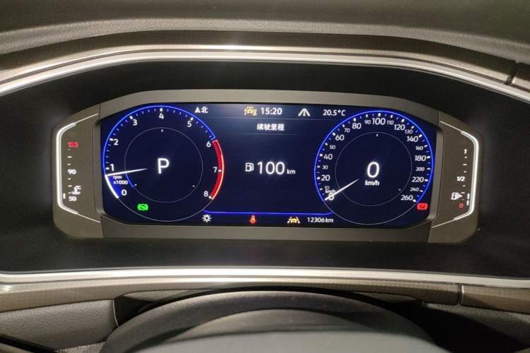 Used Volkswagen T-ROC 2024 300TSI DSG Two-Wheel-Drive Chen Guang Edition Instrument Cluster