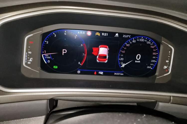Used Volkswagen T-ROC 2024 300TSI DSG Two-Wheel-Drive Chen Guang Edition Instrument Cluster