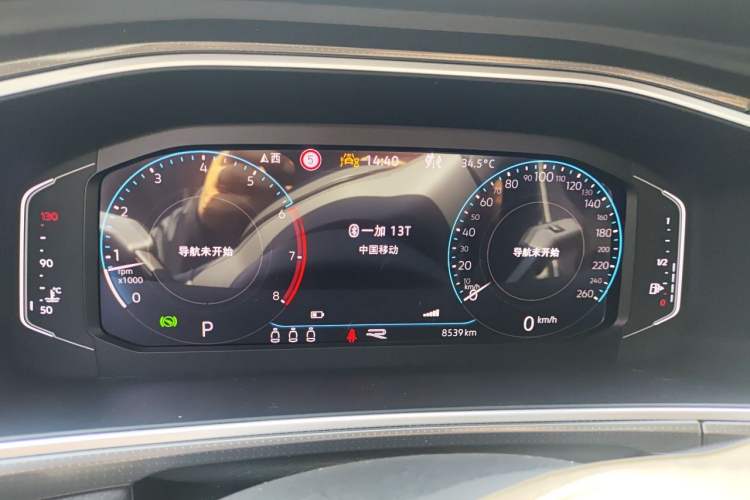 Used Volkswagen T-ROC 2024 300TSI DSG Two-Wheel-Drive Chen Guang Edition Instrument Cluster