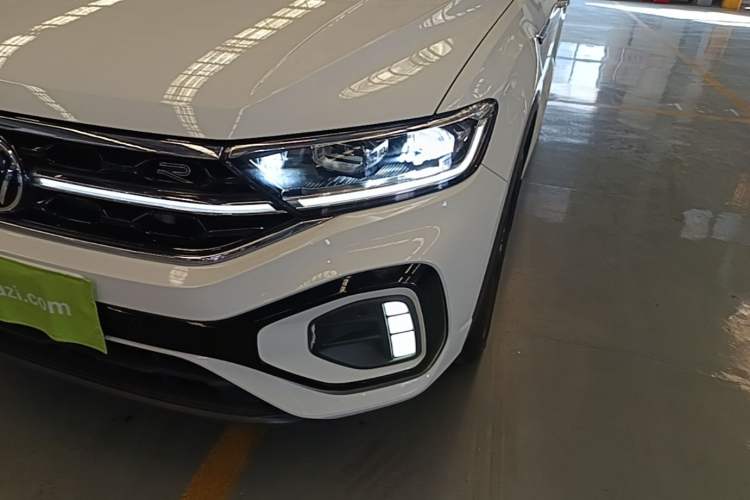 Used Volkswagen T-ROC 2024 300TSI DSG Two-Wheel-Drive Chen Guang Edition Left Front Headlight