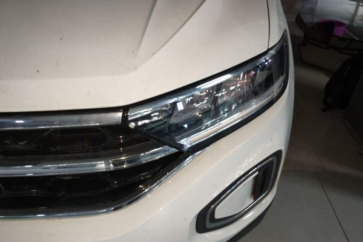 Used Volkswagen T-ROC 2024 280TSI DSG Two-Wheel-Drive Time Edition Left Front Headlight