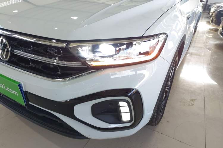 Used Volkswagen T-ROC 2024 300TSI DSG Two-Wheel-Drive Chen Guang Edition Left Front Headlight
