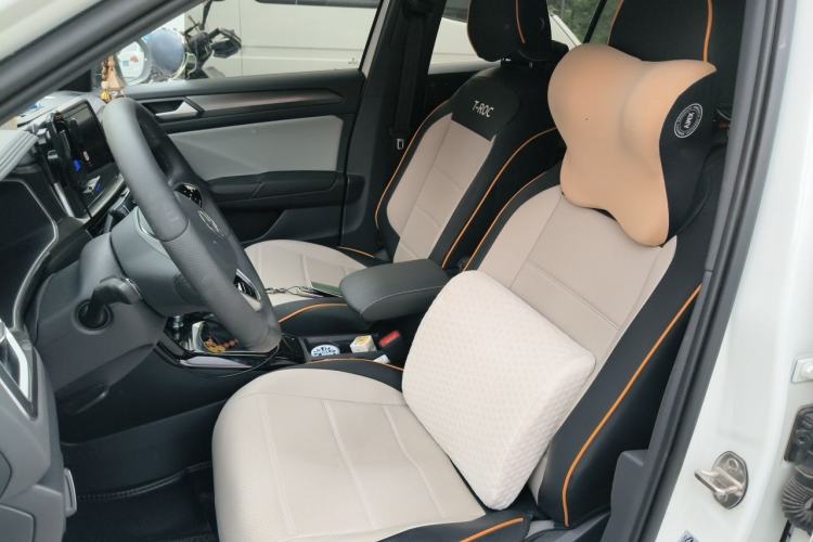 Used Volkswagen T-ROC 2024 300TSI DSG Two-Wheel-Drive Chen Guang Edition Left Front Seat