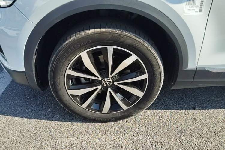Used Volkswagen T-ROC 2024 280TSI DSG Two-Wheel-Drive Time Edition Left Front Wheel Hub