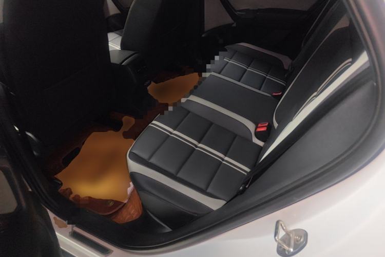 Used Volkswagen T-ROC 2024 300TSI DSG Two-Wheel-Drive Chen Guang Edition Left Rear Seat