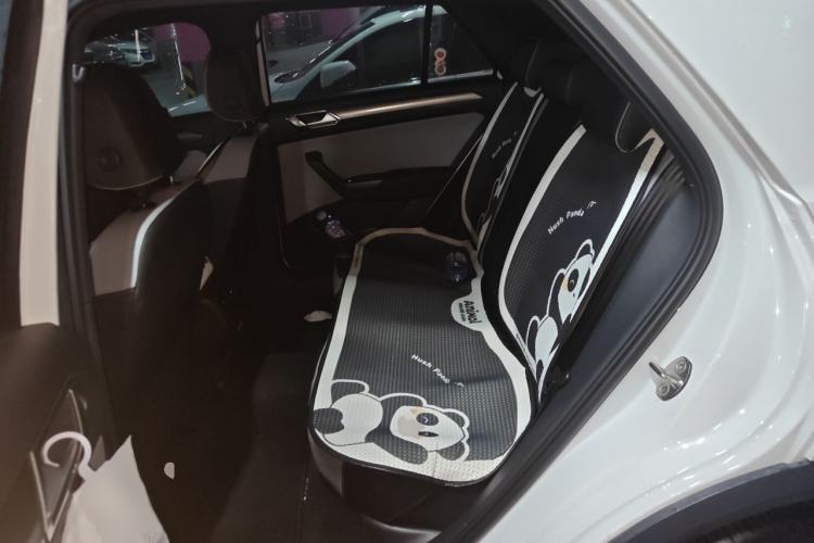 Used Volkswagen T-ROC 2024 300TSI DSG Two-Wheel-Drive Chen Guang Edition Left Rear Seat