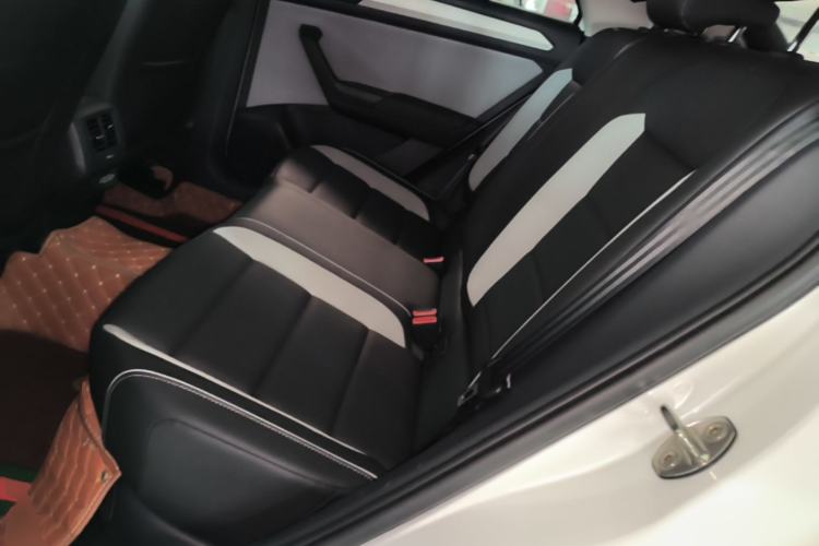 Used Volkswagen T-ROC 2024 280TSI DSG Two-Wheel-Drive Time Edition Left Rear Seat