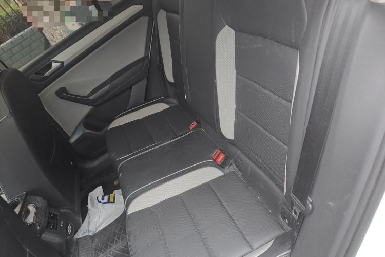 Used Volkswagen T-ROC 2024 280TSI DSG Two-Wheel-Drive Time Edition Left Rear Seat