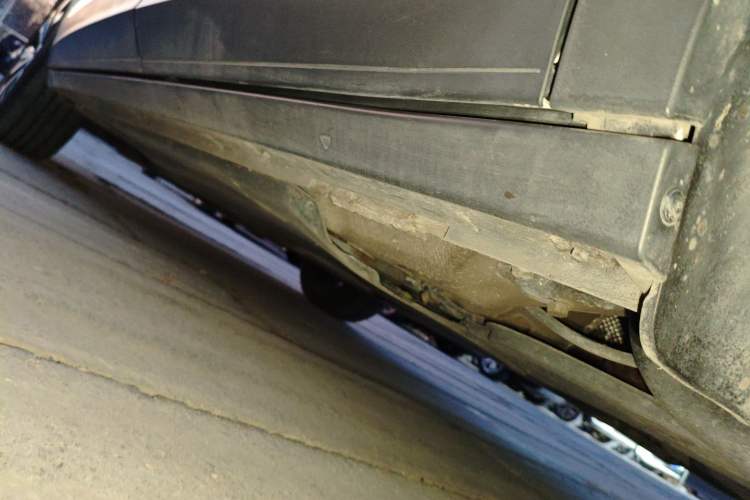 Used Volkswagen T-ROC 2024 280TSI DSG Two-Wheel-Drive Time Edition Left Side Sill