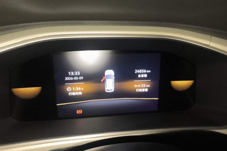 Used Volkswagen T-ROC 2024 280TSI DSG Two-Wheel-Drive Time Edition Odometer Close Up