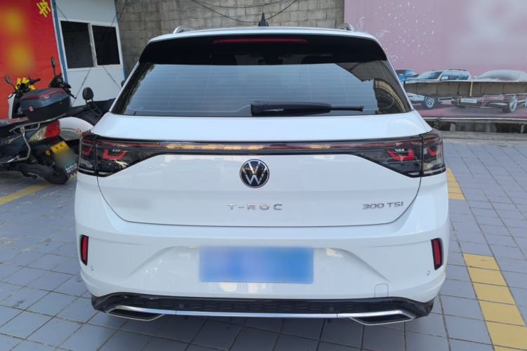 Used Volkswagen T-ROC 2024 300TSI DSG Two-Wheel-Drive Chen Guang Edition Rear
