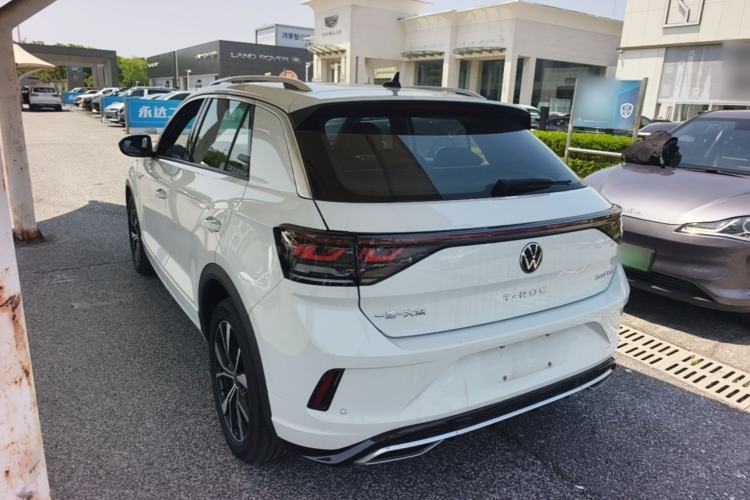 Used Volkswagen T-ROC 2024 300TSI DSG Two-Wheel-Drive Chen Guang Edition Rear Left 45 Deg