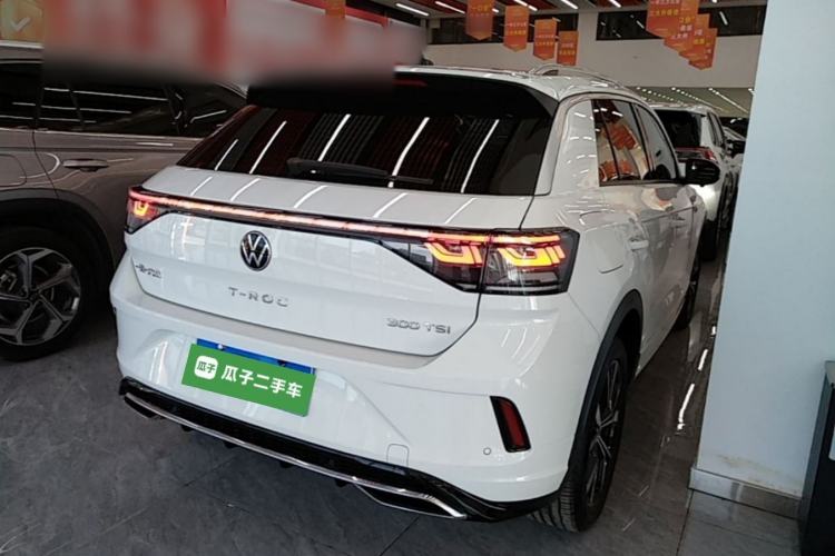 Used Volkswagen T-ROC 2024 300TSI DSG Two-Wheel-Drive Chen Guang Edition Rear Right 45 Deg