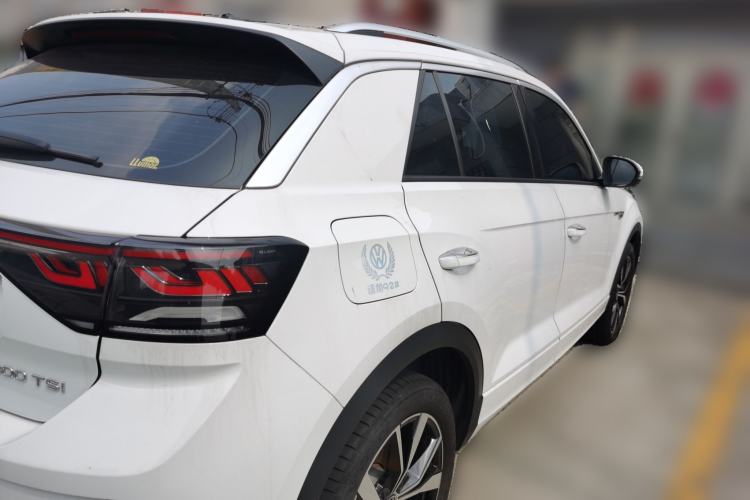 Used Volkswagen T-ROC 2024 300TSI DSG Two-Wheel-Drive Chen Guang Edition Rear Right 45 Deg