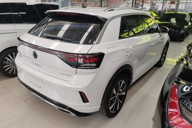 Used Volkswagen T-ROC 2024 300TSI DSG Two-Wheel-Drive Chen Guang Edition Rear Right 45 Deg