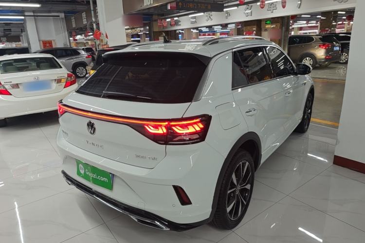 Used Volkswagen T-ROC 2024 300TSI DSG Two-Wheel-Drive Chen Guang Edition Rear Right 45 Deg