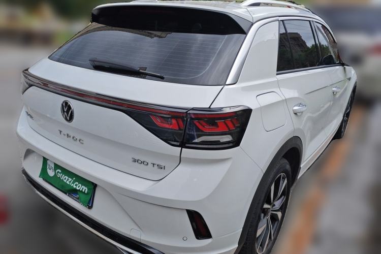 Used Volkswagen T-ROC 2024 300TSI DSG Two-Wheel-Drive Chen Guang Edition Rear Right 45 Deg
