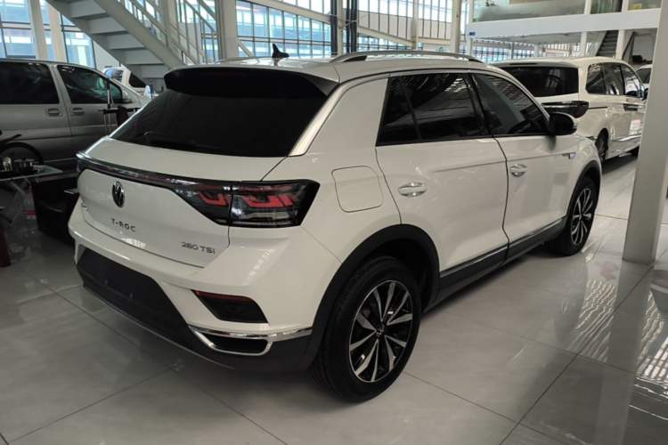 Used Volkswagen T-ROC 2024 280TSI DSG Two-Wheel-Drive Time Edition Rear Right 45 Deg