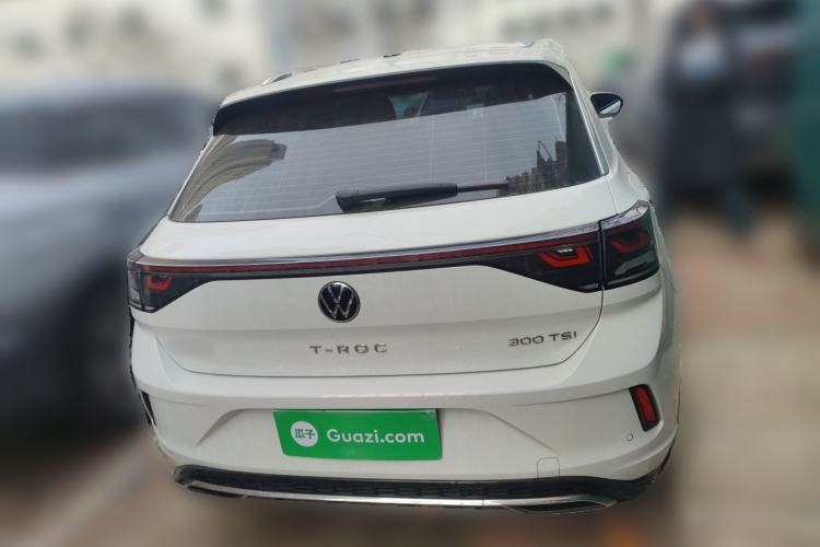Used Volkswagen T-ROC 2024 300TSI DSG Two-Wheel-Drive Chen Guang Edition Rear