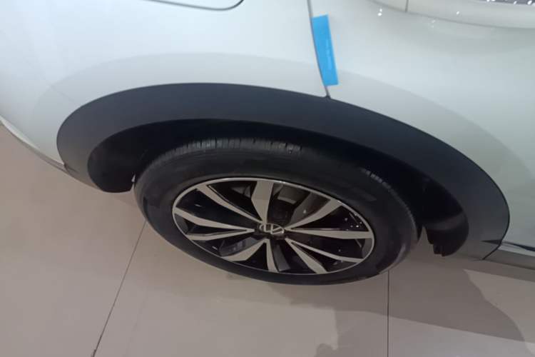 Used Volkswagen T-ROC 2024 280TSI DSG Two-Wheel-Drive Time Edition Right Rear Wheel Hub