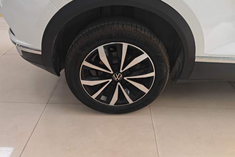 Used Volkswagen T-ROC 2024 280TSI DSG Two-Wheel-Drive Time Edition Right Rear Wheel Hub
