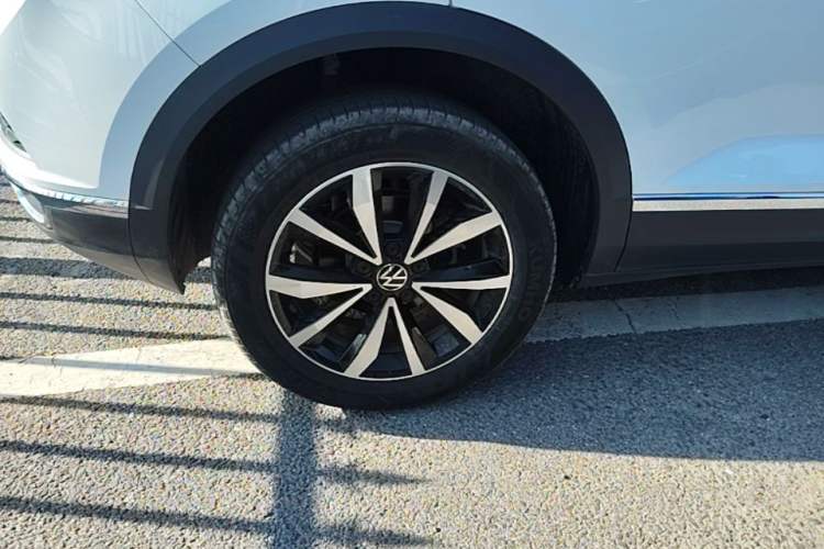 Used Volkswagen T-ROC 2024 280TSI DSG Two-Wheel-Drive Time Edition Right Rear Wheel Hub