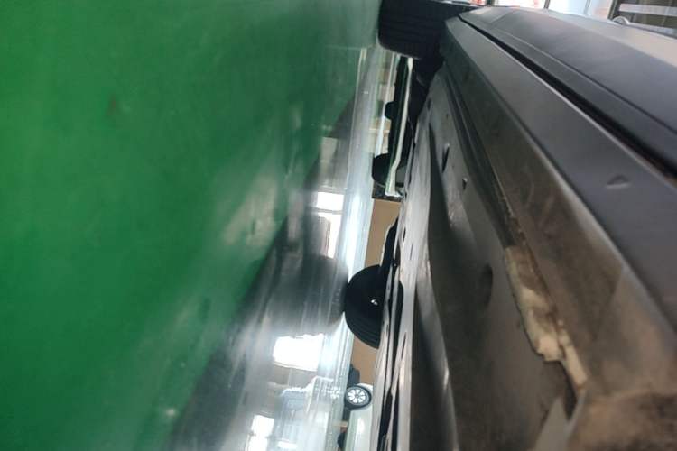 Used Volkswagen T-ROC 2024 280TSI DSG Two-Wheel-Drive Time Edition Right Side Sill