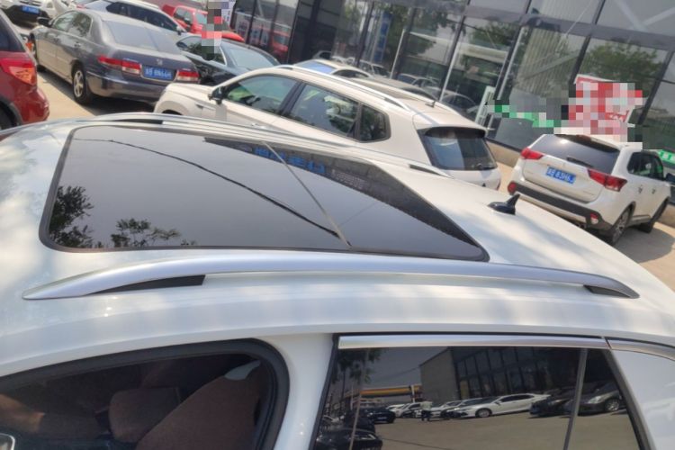Used Volkswagen T-ROC 2024 300TSI DSG Two-Wheel-Drive Chen Guang Edition Roof