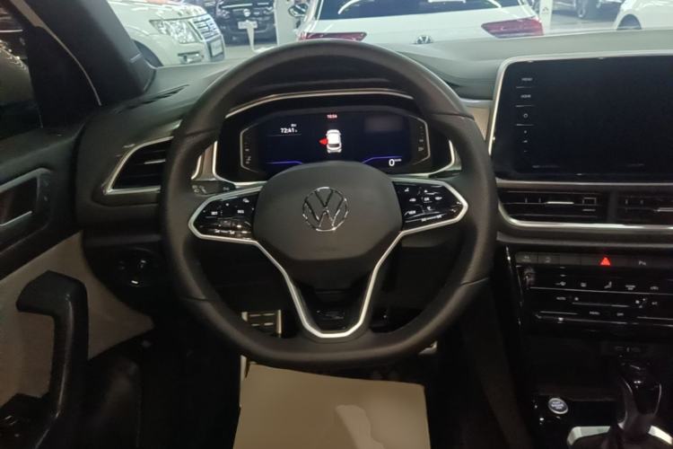 Used Volkswagen T-ROC 2024 300TSI DSG Two-Wheel-Drive Chen Guang Edition Steering Wheel