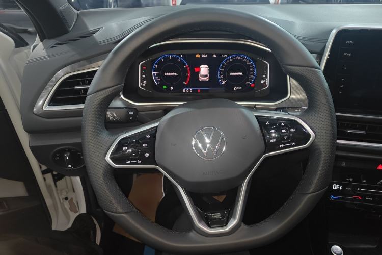 Used Volkswagen T-ROC 2024 300TSI DSG Two-Wheel-Drive Chen Guang Edition Steering Wheel