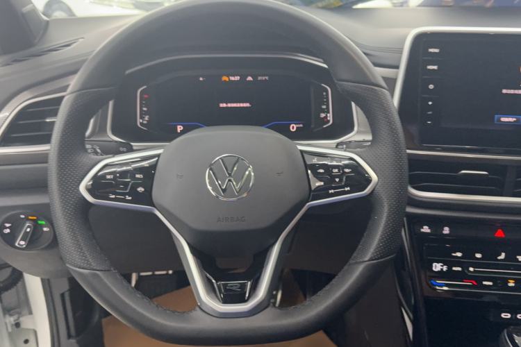 Used Volkswagen T-ROC 2024 300TSI DSG Two-Wheel-Drive Chen Guang Edition Steering Wheel