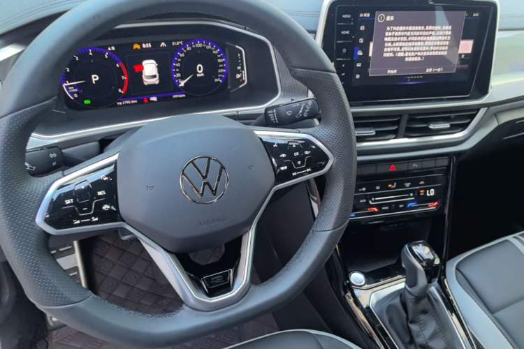 Used Volkswagen T-ROC 2024 300TSI DSG Two-Wheel-Drive Chen Guang Edition Steering Wheel