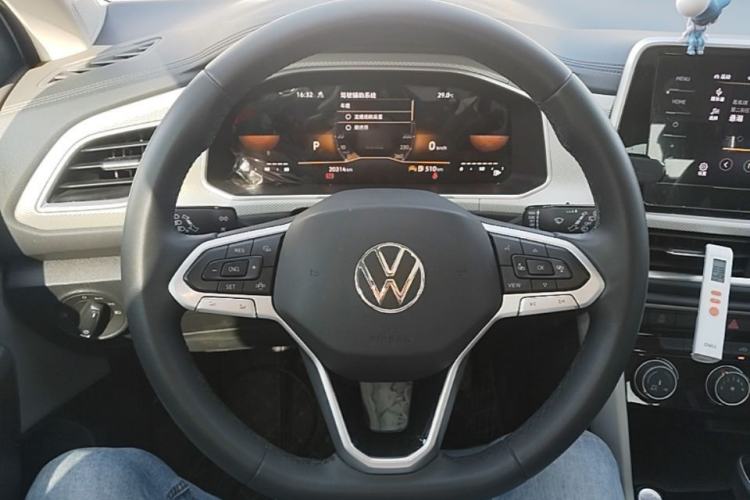 Used Volkswagen T-ROC 2024 280TSI DSG Two-Wheel-Drive Time Edition Steering Wheel