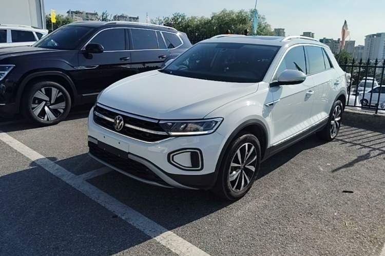 Used Volkswagen T-ROC 2024 280TSI DSG Two-Wheel-Drive Time Edition Guazi used car, China used car export, Used car for sale, Used  cars, Cheapest cars for sale