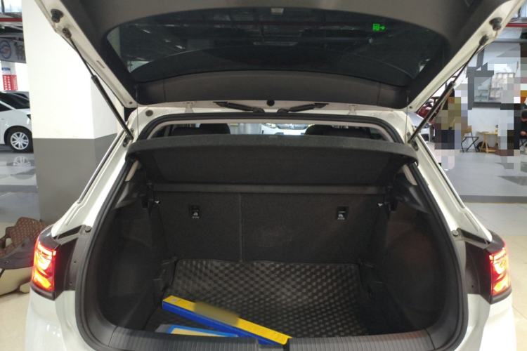 Used Volkswagen T-ROC 2024 280TSI DSG Two-Wheel-Drive Time Edition Trunk