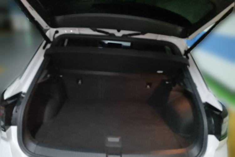 Used Volkswagen T-ROC 2024 300TSI DSG Two-Wheel-Drive Chen Guang Edition Trunk